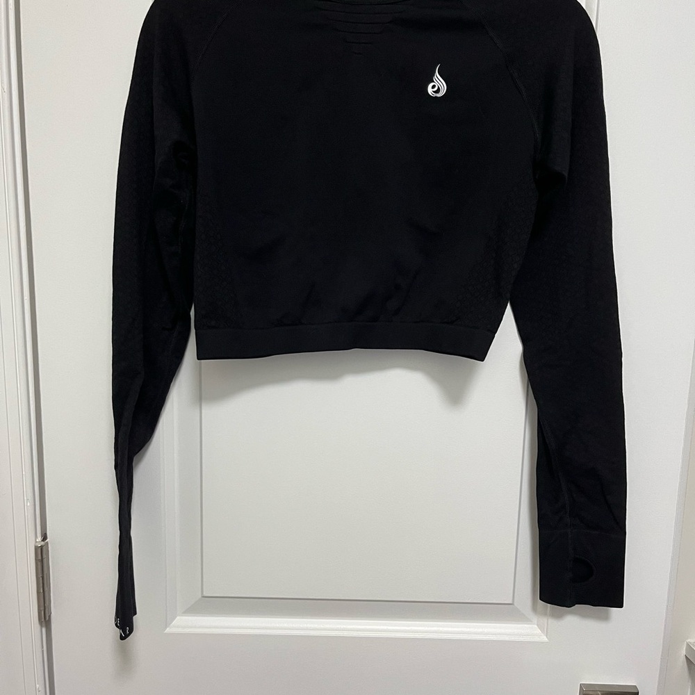 Ryderwear Black Crop Hoodie